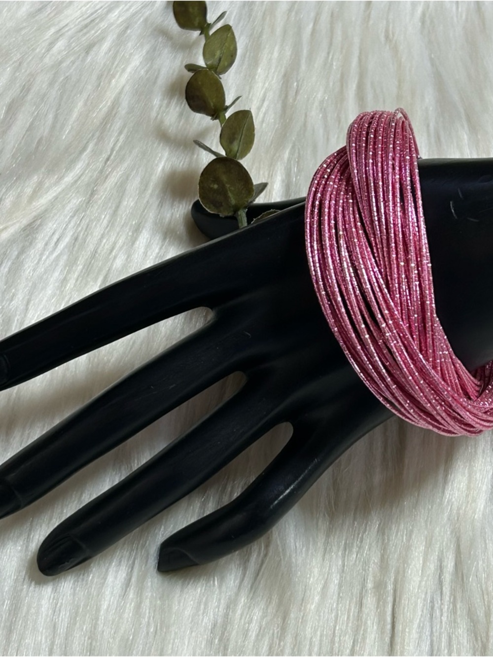 Pink statement Bangle bracelet - Picture 6 of 7